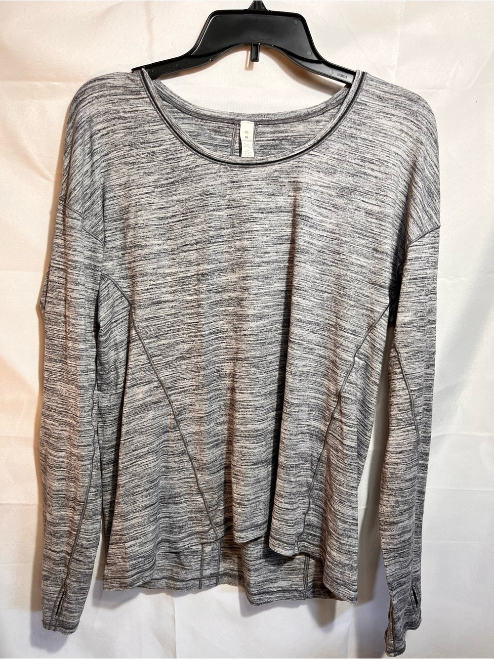 lululemon athletica Heathered Gray Long Sleeve Top